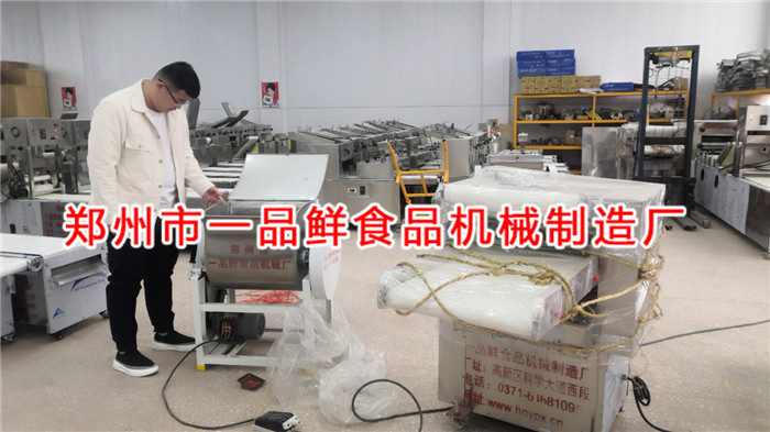 面館客戶訂購(gòu)1型燴面機(jī)(圖2) 面館客戶訂購(gòu)1型燴面機(jī)(圖2)